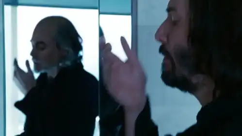 黑客帝国4制作了18万个预告片版本究竟是怎么回事