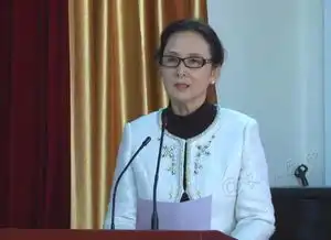 西游记中最美嫦娥邱佩宁近照,59岁依旧优雅
