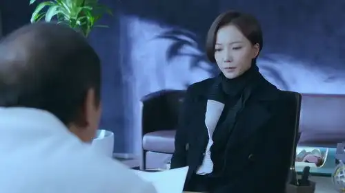 急诊科医生第42集郑岚自杀,江晓琪伤心离职,郑伟为逃命挟持病患