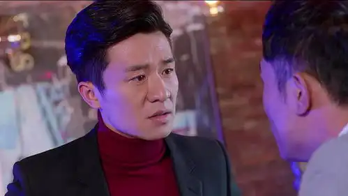 谈判官罗斌对谢晓飞这么好,晓飞感动流泪