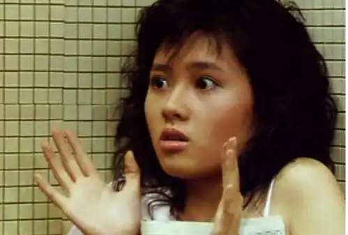 太美了香港大尺度三级片蜜桃成熟时画面唯美,你看过吗
