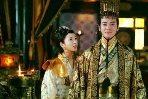 历史上有哪些皇帝被儿子杀死