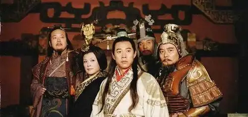 秦始皇39岁统一天下,却不安心享福,十年五次出巡,这是为何
