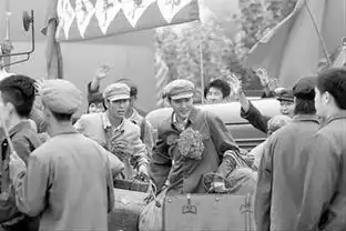 狼图腾曝冯绍峰知青造型