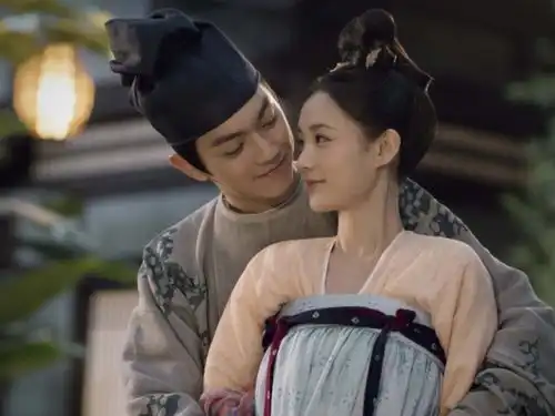 影视热播榜更新号手就位表现平淡,长歌行跌到第2,榜首易主