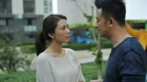 才拒绝三次就不追了,没诚意36岁剩女发朋友圈,结果沦为笑话