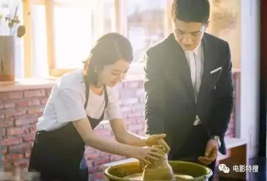 他入行38年是演艺圈的资深老戏骨,曾亲手扼杀儿子和舒淇相爱