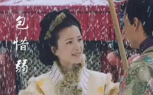 新射雕包惜弱下线,观众还在想念何晴,她和陈红谁是第一美人