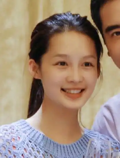 李沁我卸妆了,周冬雨我也没有化妆,李冰冰我才不信呢