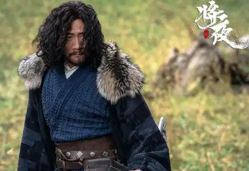 胡军成将夜大反派,饰演的夏侯却差强人意,逃不出乔峰的影子