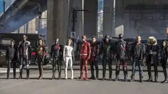 闪电侠超女绿箭侠明日传奇联动集新海报