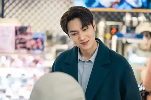 一集入坑,夺下收视冠军,李敏镐新剧又火啦
