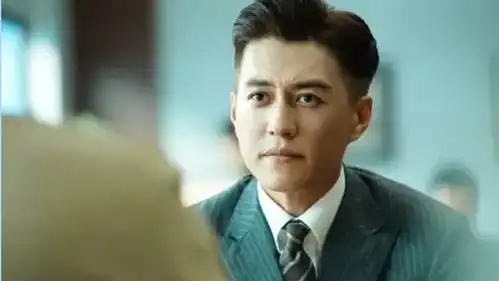 靳东又来装逼了
