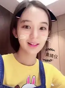 关晓彤军训照美爆了颜值兼才华,如何做到
