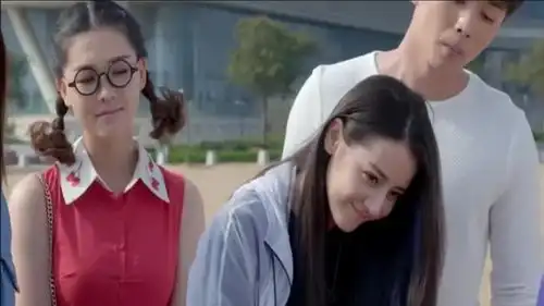 麻辣变形计热巴真是美貌与智慧并存,毫不费力就获胜,完美演绎什么叫兵不厌诈
