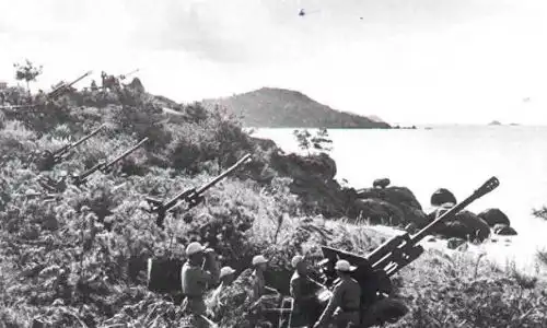 为偷带朝鲜女儿回国,志愿军连长想把她塞进大炮里,晚年万分悔恨
