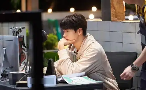 不负责没脑子这应该是本季明星大侦探被黑最惨男嘉宾,冤吗
