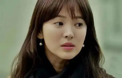 还珠格格重播,再看这部剧,发现原来是一部时尚大片