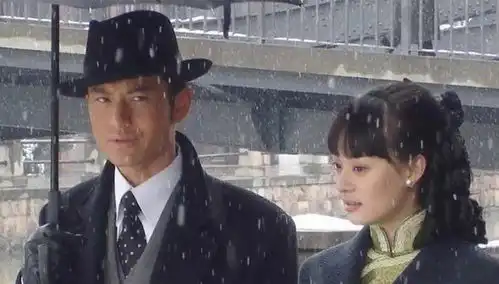 他和邓超斗了10年,邓超已功成名就,他只能求人拍戏,他是谁