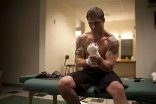 毒液x汤老湿英伦雅痞tomhardy是硬汉也是甜心
