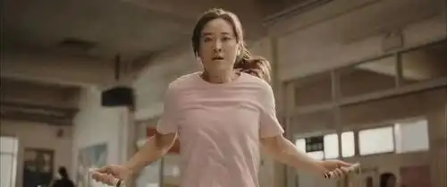 天了噜贾玲为了热辣滚烫瘦了好多,差点没认出来