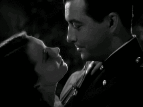 罗伯特泰勒竟然最爱魂断蓝桥这部影片他对费雯丽又是如何评价的呢
