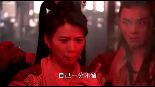 龙门镖局秋月下定决心要劫镖,不惜把钱财分给穷苦百姓