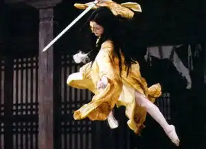 同样在跑剧组,他们的工作鲜为人知
