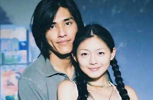 大s前男友蓝正龙官宣离婚,和前妻仍好朋友,与大s言行高下立判