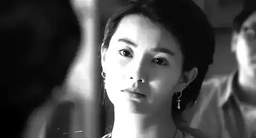 张曼玉,她可不是什么柔弱的女明星