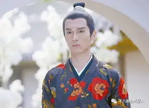不八卦会死星人
