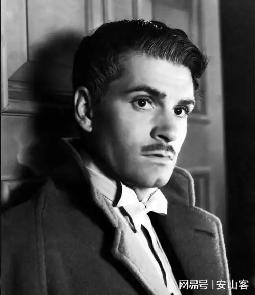 劳伦斯奥利弗妻子为他放弃明星梦,他却出轨费雯丽抛弃了她
