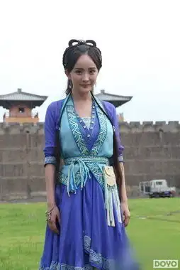 古剑奇谭新剧照赏李易峰称被杨幂从头到脚吸引
