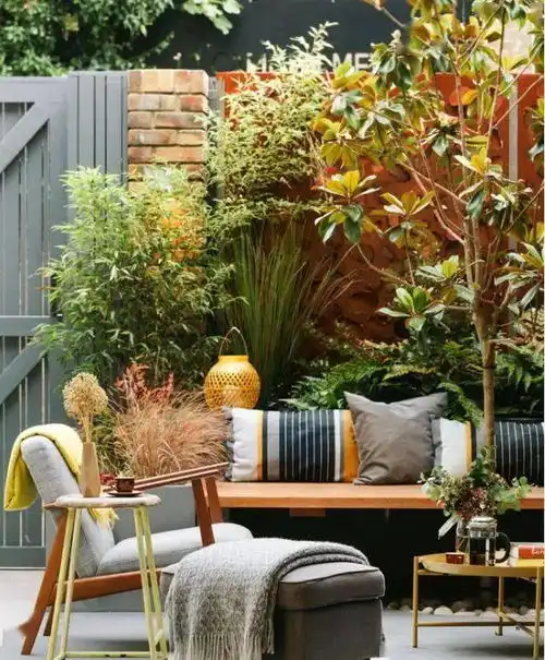 这样布置一个家庭小院,聚会玩乐都能行