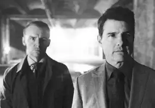 碟中谍6发新剧照阿汤哥与西蒙同框