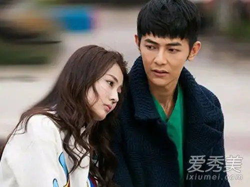 因为单身女性发型露露完全击败了张馨