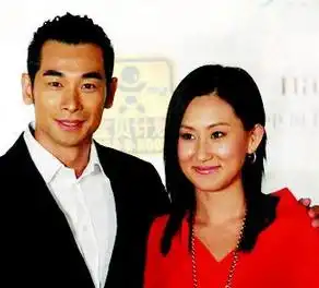 赵文卓妻子怀三胎赵文卓老婆张丹露个人资料赵文卓情史盘点图
