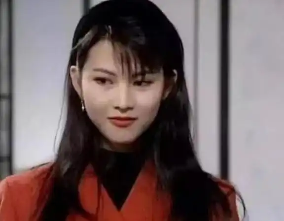 蔡少芬晒与陈法蓉朱茵素颜照,二十年过去的她们容颜都未变