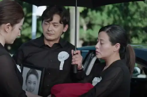 郝文婷的清醒,给海清们敲响了警钟,郝蕾说的话果然验证了
