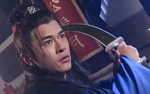 金庸虽强,给兵器起名字的确输给古龙,双方10大兵器名字差距明显