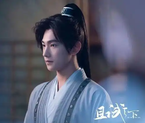 且试天下开播满屏一星,演员敷衍配音出戏,制片人的担忧成真
