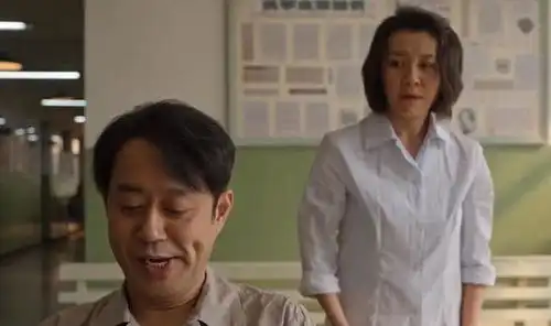 重温乔家的儿女原著魏淑英葬礼上的3种嘴脸,揭开真实人性