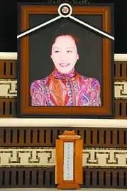 大长今郑尚宫病逝李英爱前往吊唁
