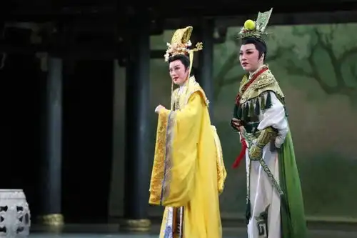 上海越剧院越剧甄嬛
