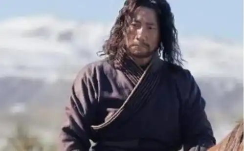 主角一个不认识,配角全都是巨星,这部剧不火从此不看剧
