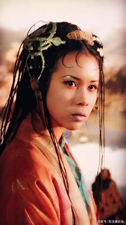 周星驰大话西游我意中人是盖世英雄,会踏着七色云彩来娶我