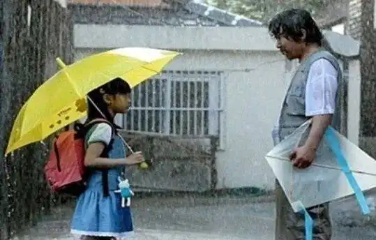 今晨素媛案恶魔12年后出狱,现场一度混乱
