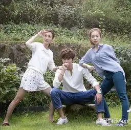 谁想跟你三角恋,我们自己的cp甜着呢