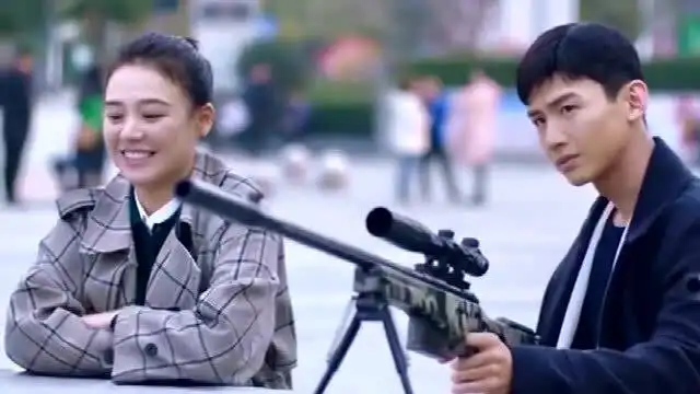 你是我的城池营垒小摊老板质疑邢队技术,下一秒哭的心都有了
