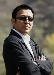 王志文陈道明手机剧照
